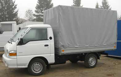 Бортовой грузовой автомобиль с тентом Hyundai H100 Porter ― Ростех А - комплексные поставки строительной, дорожной и автомобильной техники.